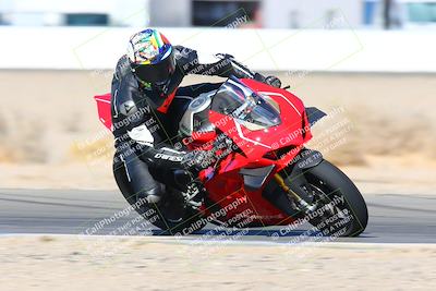 media/Jan-08-2022-SoCal Trackdays (Sat) [[1ec2777125]]/Turn 15 Inside (950am)/